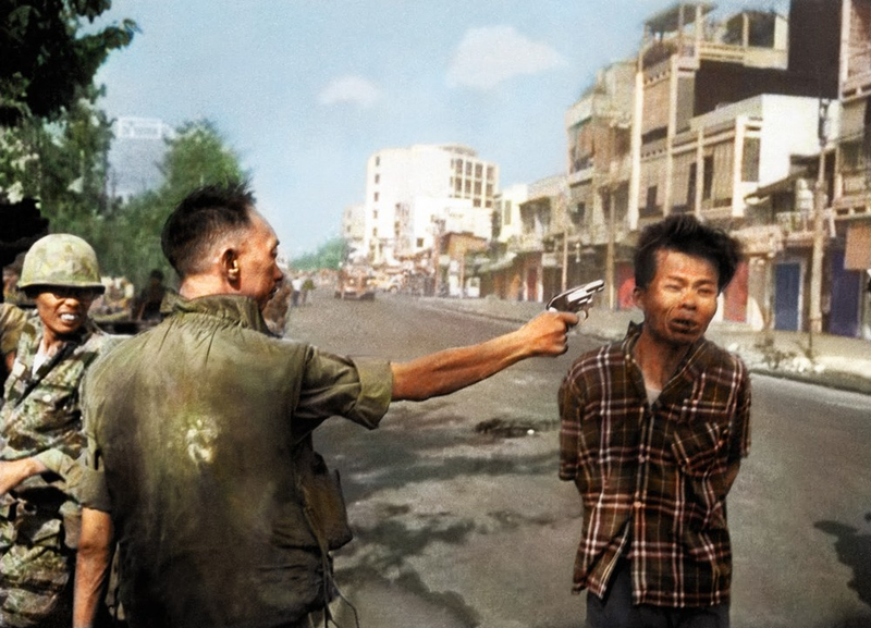 Illustration for article titled Iconic Black and White Photographs, Colorized